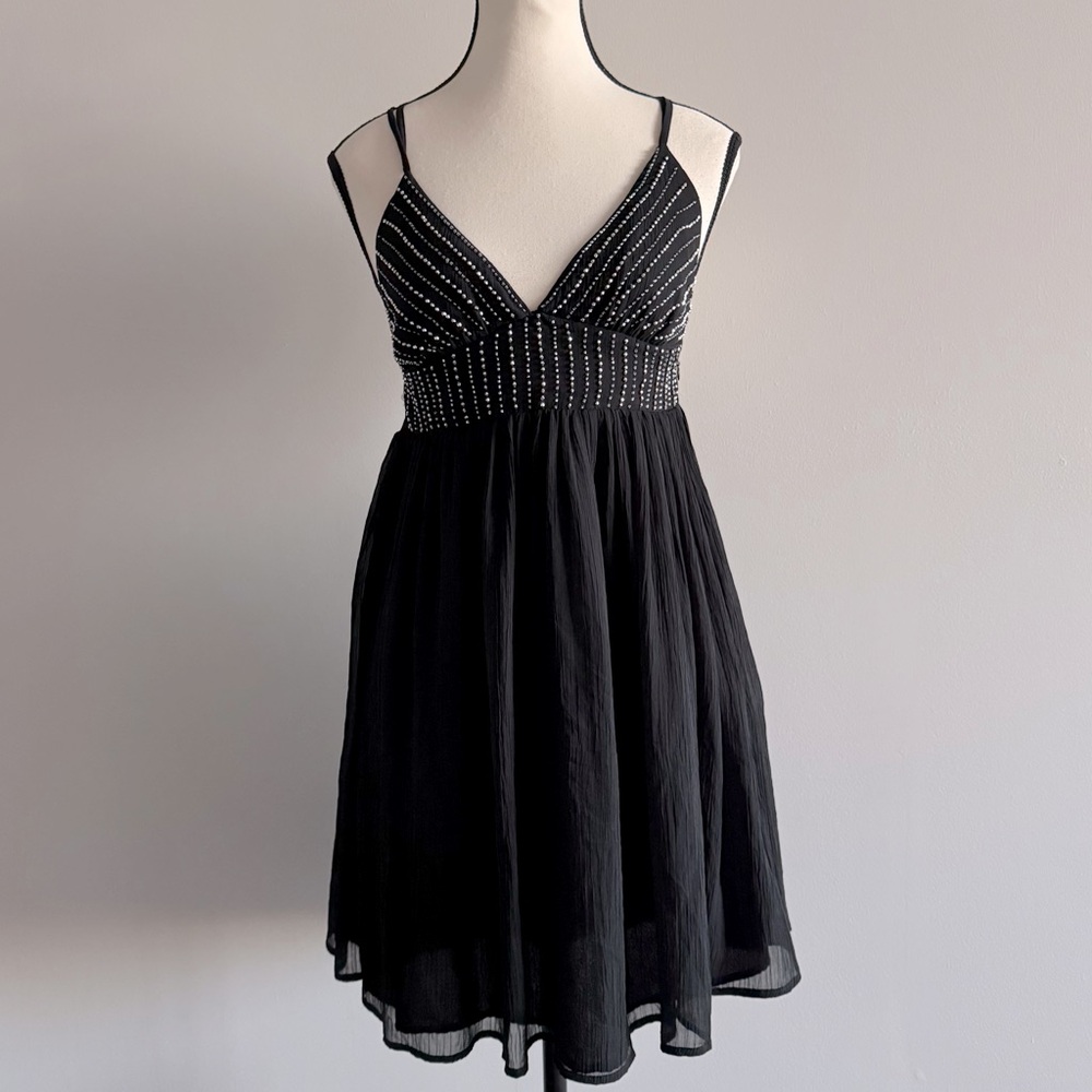 Zara Black Beaded Mini Dress Flowy Crepe Skirt V-Neck Size Small - Picture 3 of 10